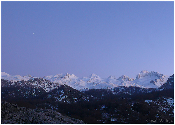 Ultimas luces sobre los Picos de Europa