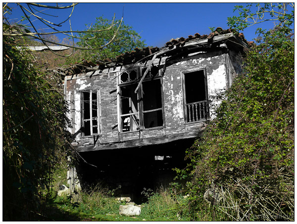 Pueblo abandonado